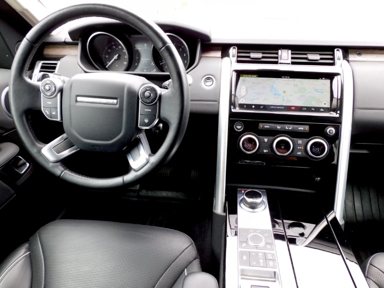 Used 2017 Land Rover Discovery HSE V6 Supercharged Used 2017 Land Rover Discovery HSE V6 Supercharged for sale at Metro West Motorcars LLC in Shrewsbury MA 10