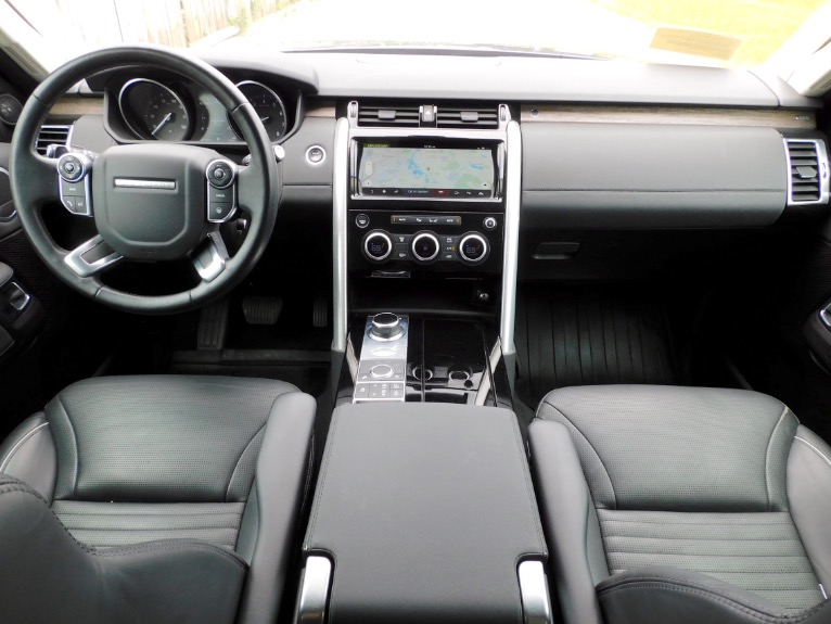 Used 2017 Land Rover Discovery HSE V6 Supercharged Used 2017 Land Rover Discovery HSE V6 Supercharged for sale at Metro West Motorcars LLC in Shrewsbury MA 9