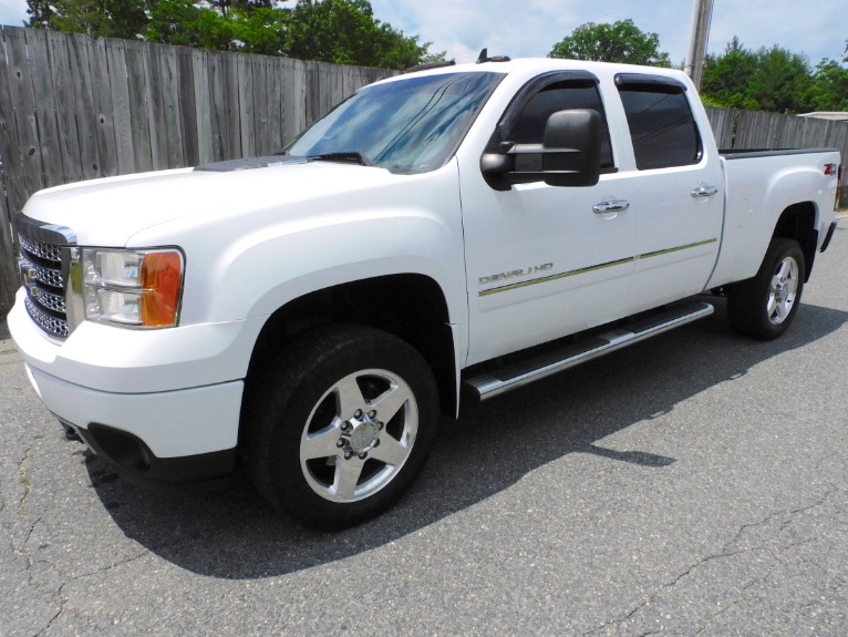 Used 2014 GMC Sierra 2500hd 4WD Crew Cab 153.7 Denali Used 2014 GMC Sierra 2500hd 4WD Crew Cab 153.7 Denali for sale  at Metro West Motorcars LLC in Shrewsbury MA 1