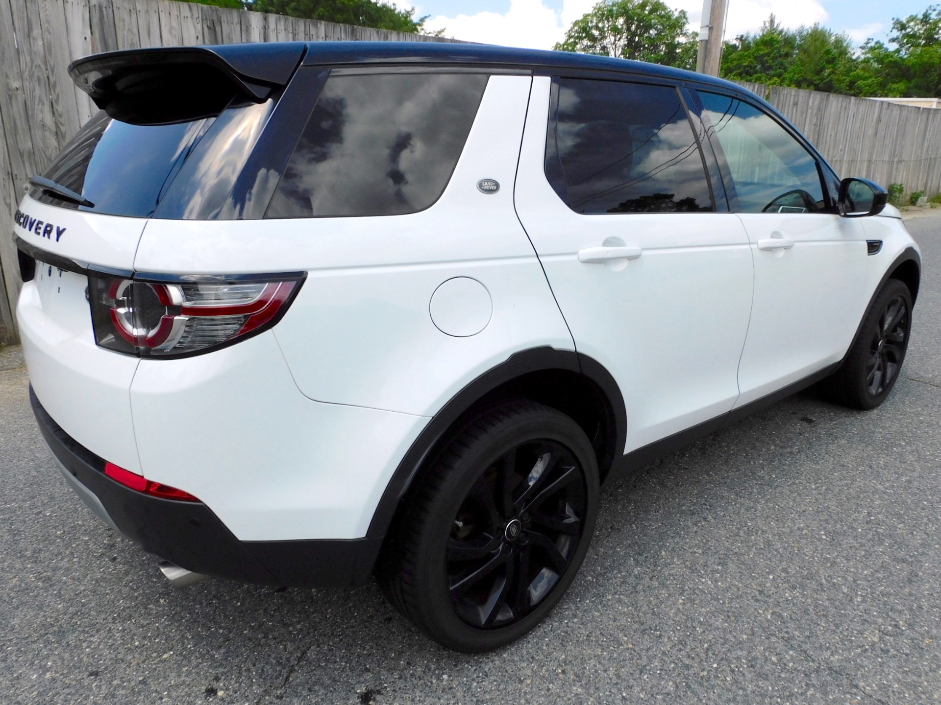 2015 Land Rover Discovery Sport HSE photo 5