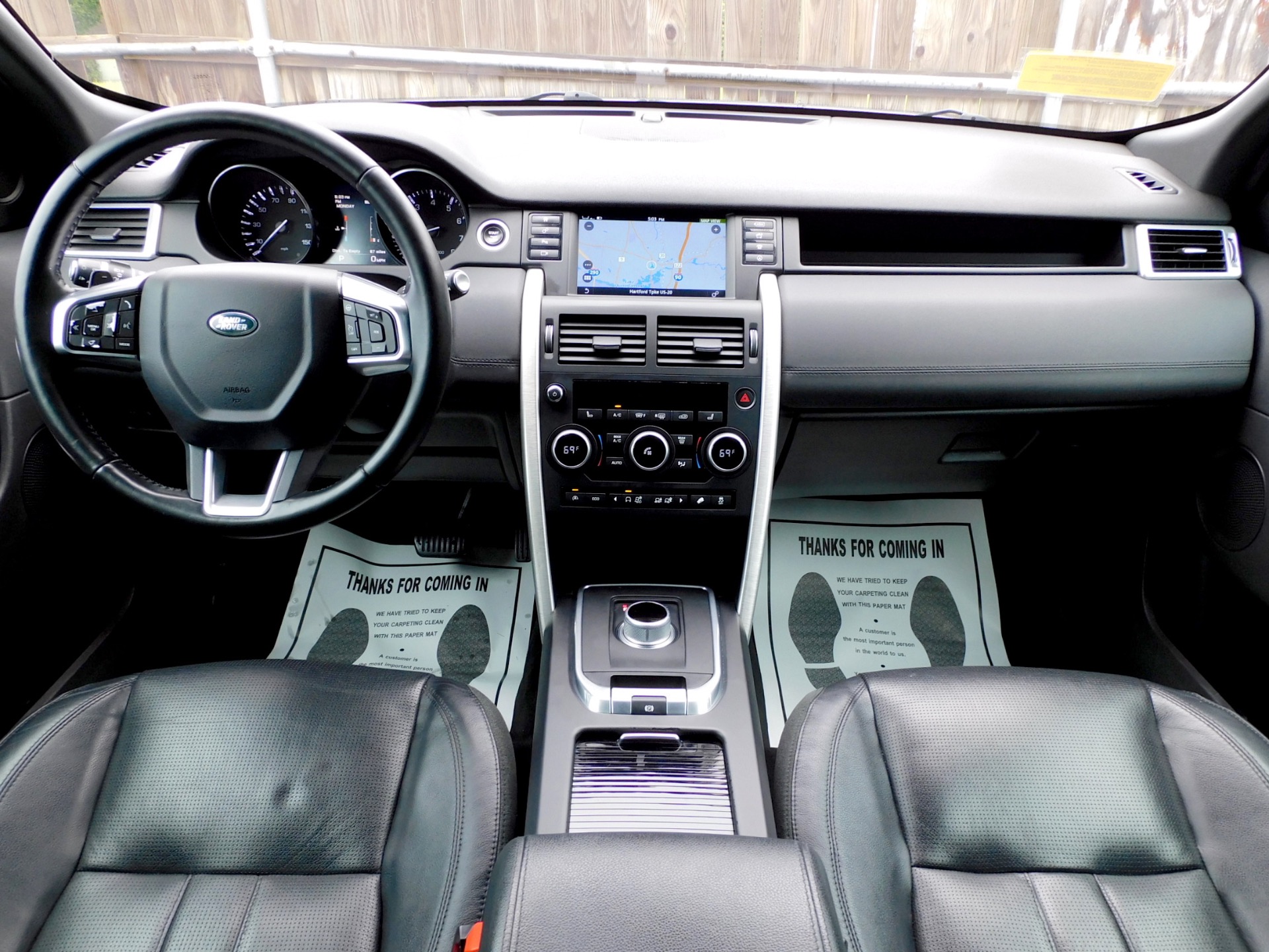 2015 Land Rover Discovery Sport HSE photo 9
