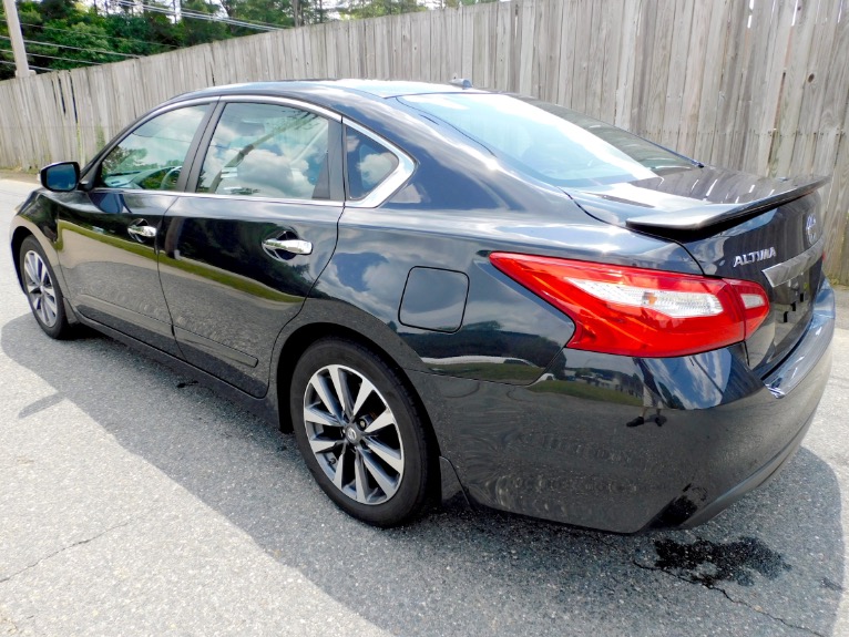 Used 2017 Nissan Altima 2.5 SL Sedan Used 2017 Nissan Altima 2.5 SL Sedan for sale at Metro West Motorcars LLC in Shrewsbury MA 3