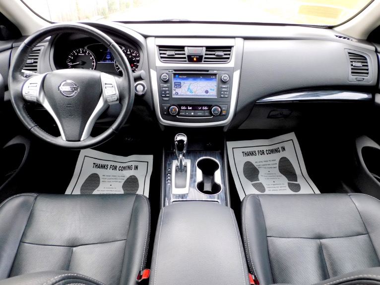 Used 2017 Nissan Altima 2.5 SL Sedan Used 2017 Nissan Altima 2.5 SL Sedan for sale at Metro West Motorcars LLC in Shrewsbury MA 9