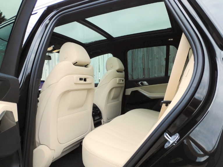 Used 2019 BMW X5 xDrive40i Sports Activity Vehicle Used 2019 BMW X5 xDrive40i Sports Activity Vehicle for sale at Metro West Motorcars LLC in Shrewsbury MA 15