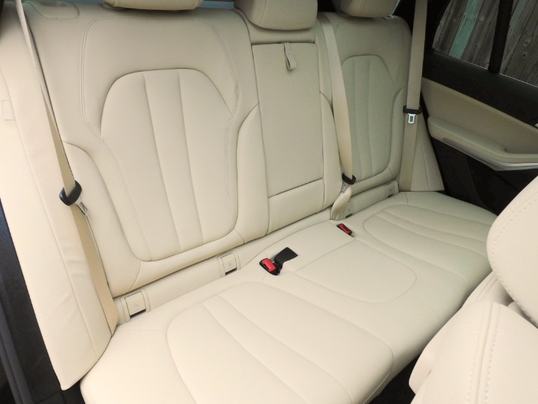 Used 2019 BMW X5 xDrive40i Sports Activity Vehicle Used 2019 BMW X5 xDrive40i Sports Activity Vehicle for sale at Metro West Motorcars LLC in Shrewsbury MA 18