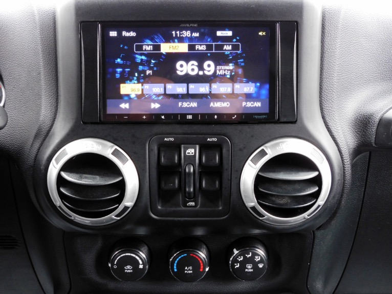 Used 2015 Jeep Wrangler Unlimited 4WD 4dr Sport Used 2015 Jeep Wrangler Unlimited 4WD 4dr Sport for sale at Metro West Motorcars LLC in Shrewsbury MA 11