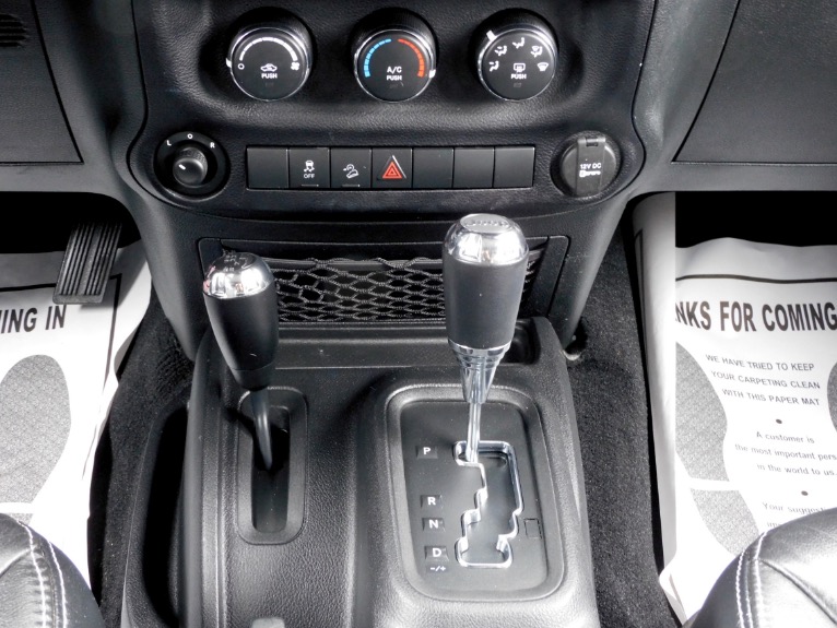 Used 2015 Jeep Wrangler Unlimited 4WD 4dr Sport Used 2015 Jeep Wrangler Unlimited 4WD 4dr Sport for sale at Metro West Motorcars LLC in Shrewsbury MA 12