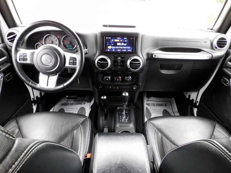 Used 2015 Jeep Wrangler Unlimited 4WD 4dr Sport Used 2015 Jeep Wrangler Unlimited 4WD 4dr Sport for sale at Metro West Motorcars LLC in Shrewsbury MA 9