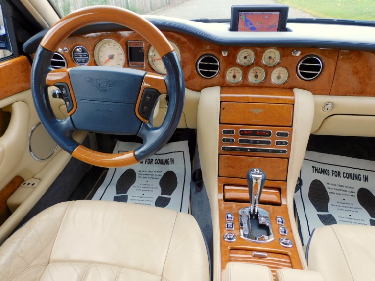 Used 2007 Bentley Arnage R Used 2007 Bentley Arnage R for sale at Metro West Motorcars LLC in Shrewsbury MA 10
