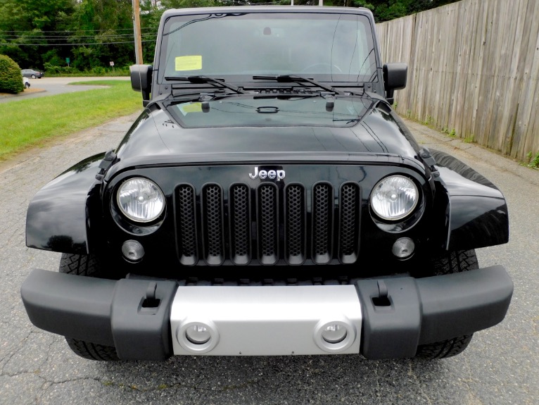 Used 2015 Jeep Wrangler Unlimited Sahara 4WD Used 2015 Jeep Wrangler Unlimited Sahara 4WD for sale at Metro West Motorcars LLC in Shrewsbury MA 8
