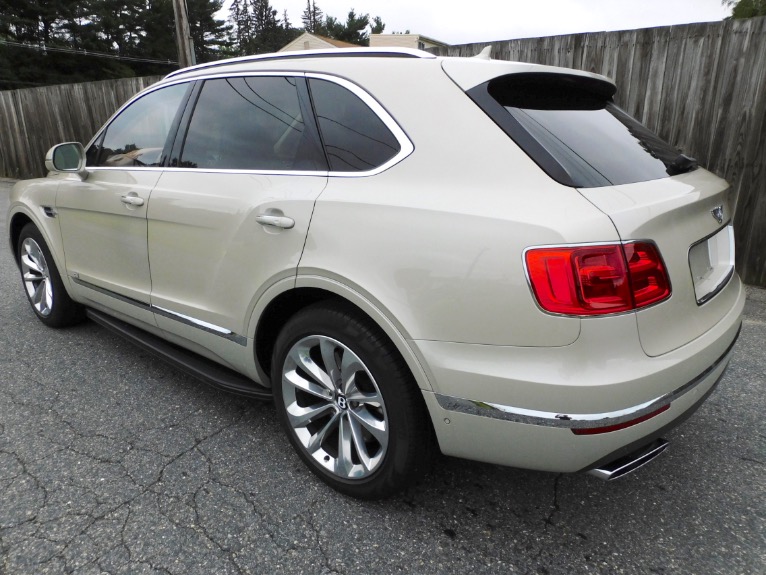 Used 2017 Bentley Bentayga W12 AWD Used 2017 Bentley Bentayga W12 AWD for sale  at Metro West Motorcars LLC in Shrewsbury MA 3