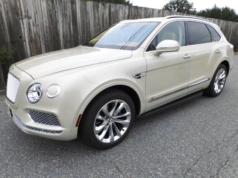 Used 2017 Bentley Bentayga W12 AWD Used 2017 Bentley Bentayga W12 AWD for sale  at Metro West Motorcars LLC in Shrewsbury MA 1