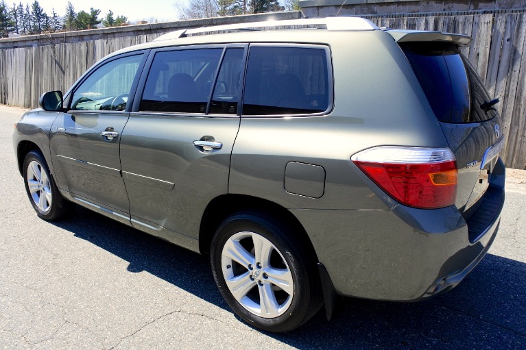 Used 2009 Toyota Highlander Limited V6 AWD Used 2009 Toyota Highlander Limited V6 AWD for sale  at Metro West Motorcars LLC in Shrewsbury MA 3