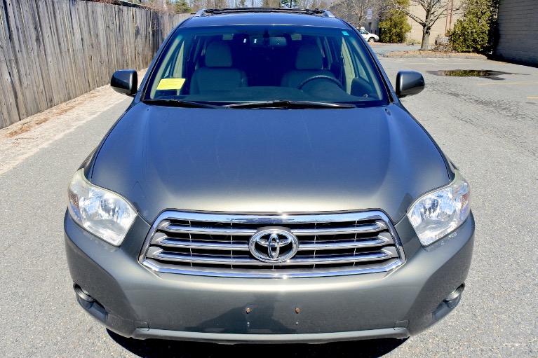 Used 2009 Toyota Highlander Limited V6 AWD Used 2009 Toyota Highlander Limited V6 AWD for sale  at Metro West Motorcars LLC in Shrewsbury MA 8