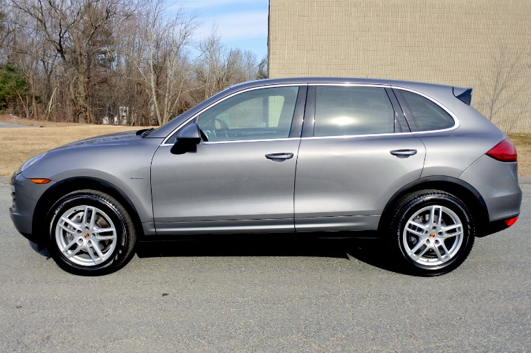 Used 2013 Porsche Cayenne Diesel AWD Used 2013 Porsche Cayenne Diesel AWD for sale  at Metro West Motorcars LLC in Shrewsbury MA 2