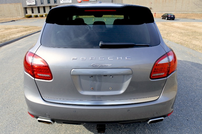 Used 2013 Porsche Cayenne Diesel AWD Used 2013 Porsche Cayenne Diesel AWD for sale  at Metro West Motorcars LLC in Shrewsbury MA 4