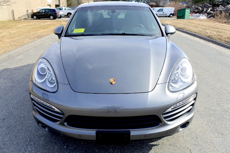 Used 2013 Porsche Cayenne Diesel AWD Used 2013 Porsche Cayenne Diesel AWD for sale  at Metro West Motorcars LLC in Shrewsbury MA 5