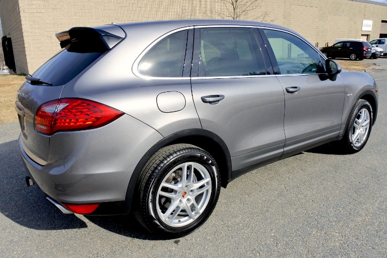 Used 2013 Porsche Cayenne Diesel AWD Used 2013 Porsche Cayenne Diesel AWD for sale  at Metro West Motorcars LLC in Shrewsbury MA 6