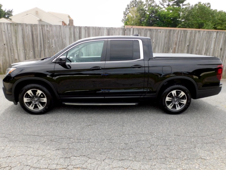 Used 2017 Honda Ridgeline RTL-T 4x4 Crew Cab 5.3'' Bed Used 2017 Honda Ridgeline RTL-T 4x4 Crew Cab 5.3'' Bed for sale  at Metro West Motorcars LLC in Shrewsbury MA 2