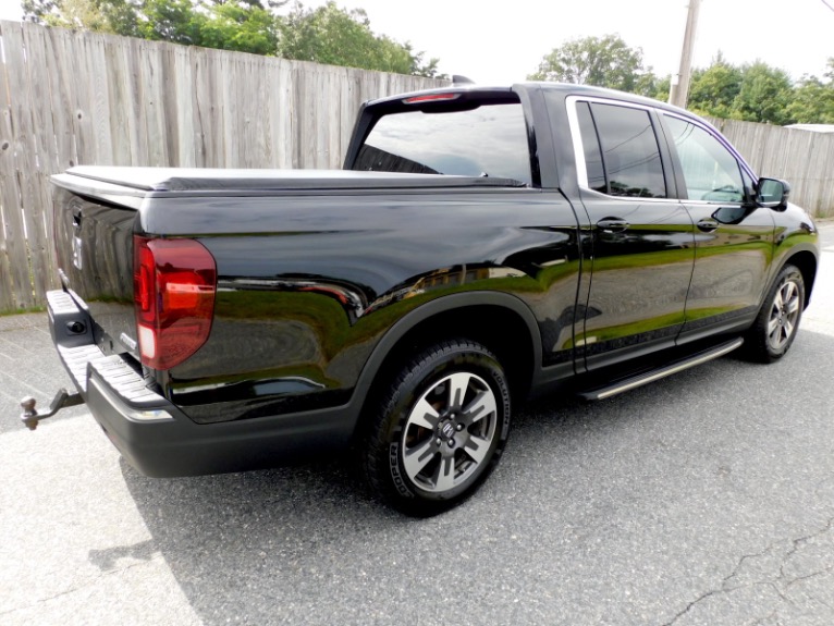 Used 2017 Honda Ridgeline RTL-T 4x4 Crew Cab 5.3'' Bed Used 2017 Honda Ridgeline RTL-T 4x4 Crew Cab 5.3'' Bed for sale  at Metro West Motorcars LLC in Shrewsbury MA 5