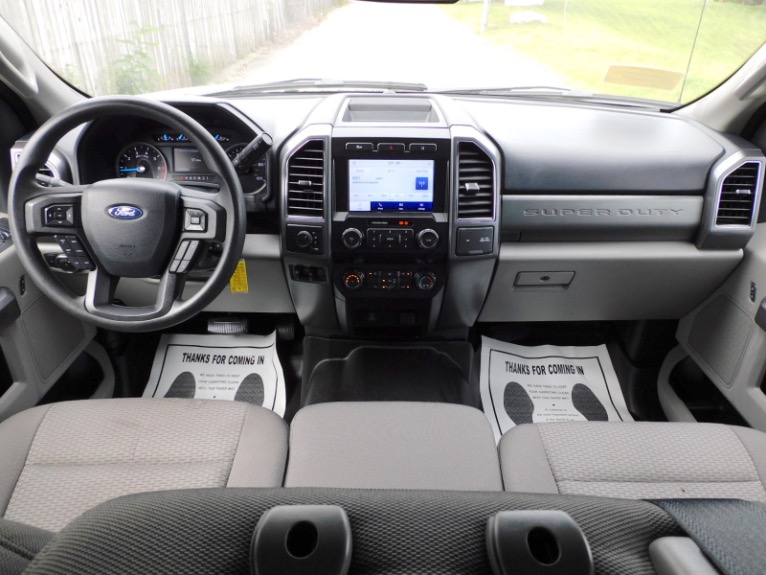 Used 2020 Ford Super Duty F-250 Srw XLT 4WD Crew Cab 6.75'' Box Used 2020 Ford Super Duty F-250 Srw XLT 4WD Crew Cab 6.75'' Box for sale at Metro West Motorcars LLC in Shrewsbury MA 9