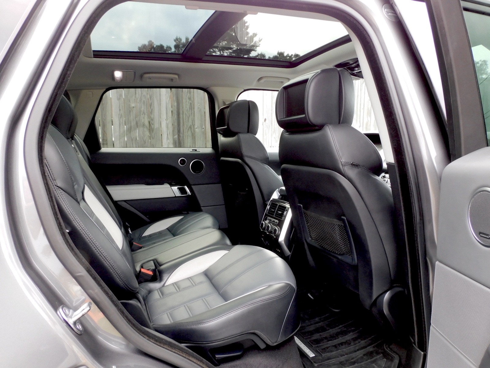 2015 Land Rover Range Rover Sport Autobiography photo 19