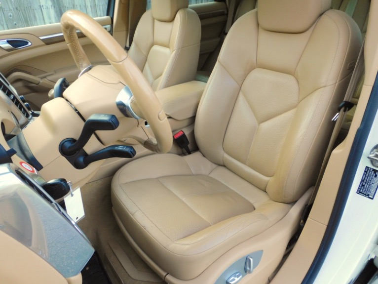 Used 2011 Porsche Cayenne S AWD Used 2011 Porsche Cayenne S AWD for sale at Metro West Motorcars LLC in Shrewsbury MA 14