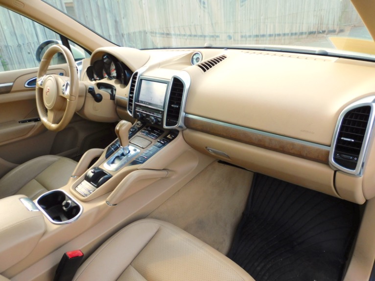 Used 2011 Porsche Cayenne S AWD Used 2011 Porsche Cayenne S AWD for sale at Metro West Motorcars LLC in Shrewsbury MA 21