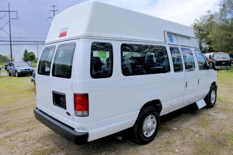 Used 2014 Ford Econoline E-250 Wheelchair Van Used 2014 Ford Econoline E-250 Wheelchair Van for sale  at Metro West Motorcars LLC in Shrewsbury MA 5