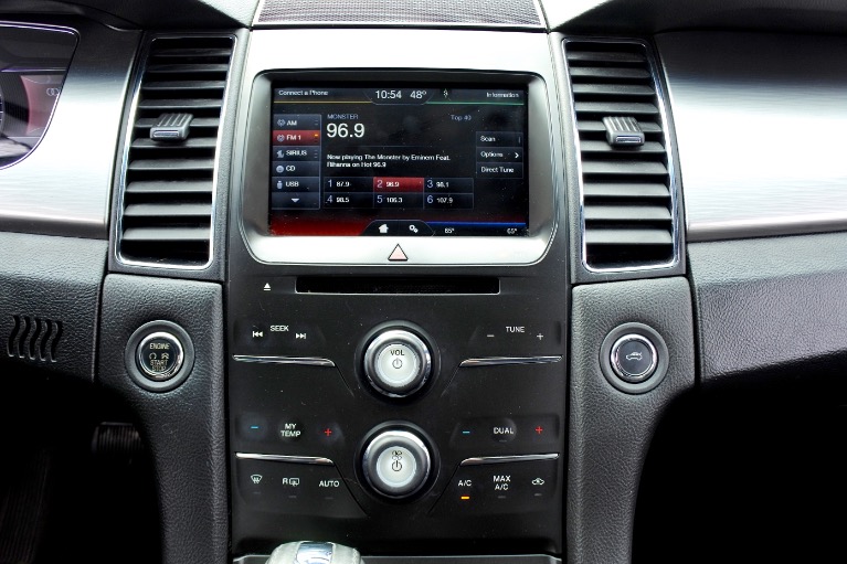 Used 2013 Ford Taurus SEL FWD Used 2013 Ford Taurus SEL FWD for sale at Metro West Motorcars LLC in Shrewsbury MA 11