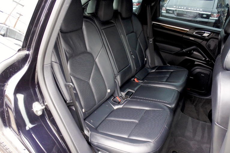 Used 2014 Porsche Cayenne Diesel AWD Used 2014 Porsche Cayenne Diesel AWD for sale at Metro West Motorcars LLC in Shrewsbury MA 17