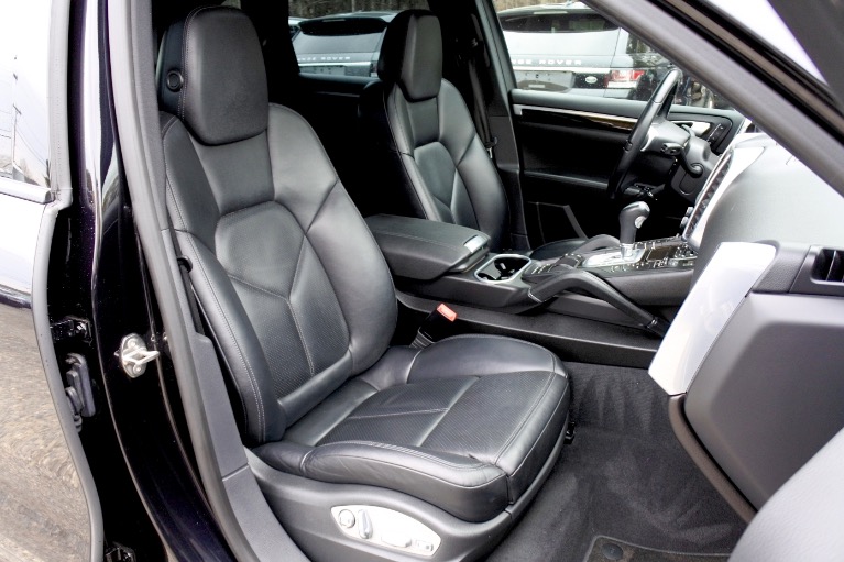 Used 2014 Porsche Cayenne Diesel AWD Used 2014 Porsche Cayenne Diesel AWD for sale at Metro West Motorcars LLC in Shrewsbury MA 19