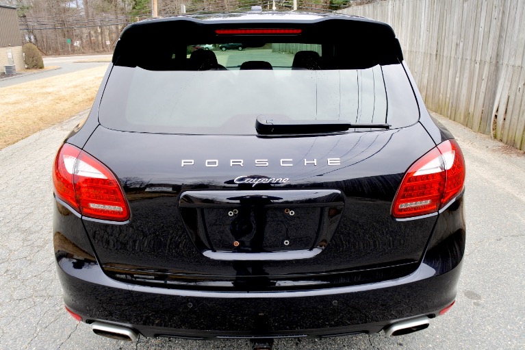 Used 2014 Porsche Cayenne Diesel AWD Used 2014 Porsche Cayenne Diesel AWD for sale at Metro West Motorcars LLC in Shrewsbury MA 4