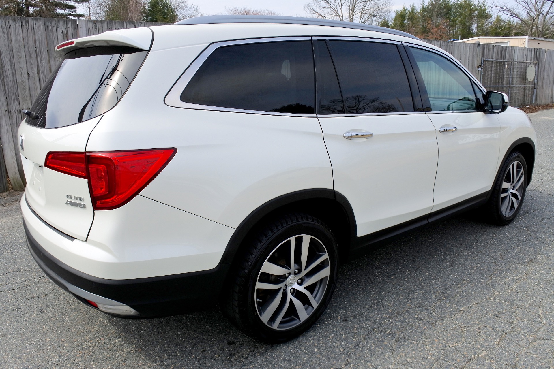 Used 2016 Honda Pilot AWD 4dr Elite w/RES & Navi For Sale (29,980