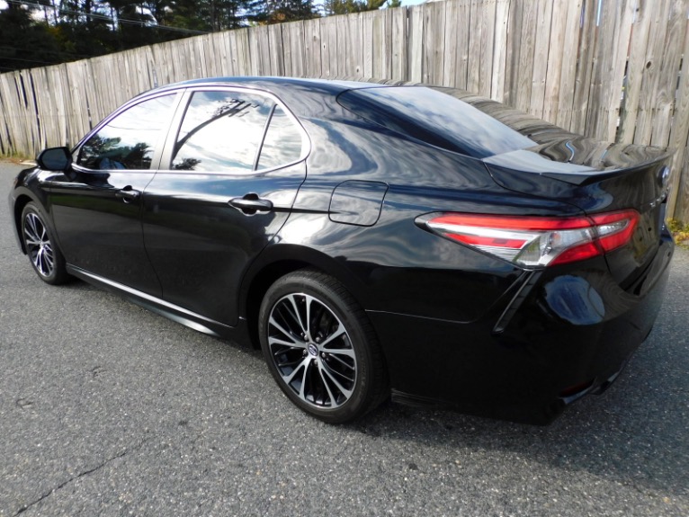 Used 2018 Toyota Camry SE Auto Used 2018 Toyota Camry SE Auto for sale  at Metro West Motorcars LLC in Shrewsbury MA 3