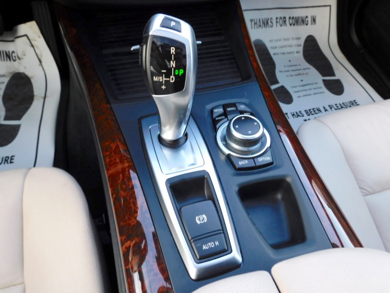 Used 2013 BMW X5 xDrive35i AWD Used 2013 BMW X5 xDrive35i AWD for sale at Metro West Motorcars LLC in Shrewsbury MA 12