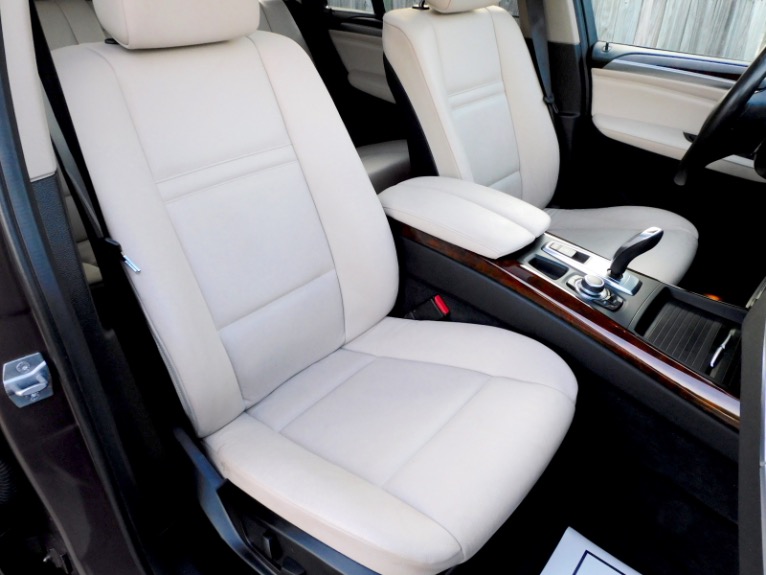 Used 2013 BMW X5 xDrive35i AWD Used 2013 BMW X5 xDrive35i AWD for sale at Metro West Motorcars LLC in Shrewsbury MA 22