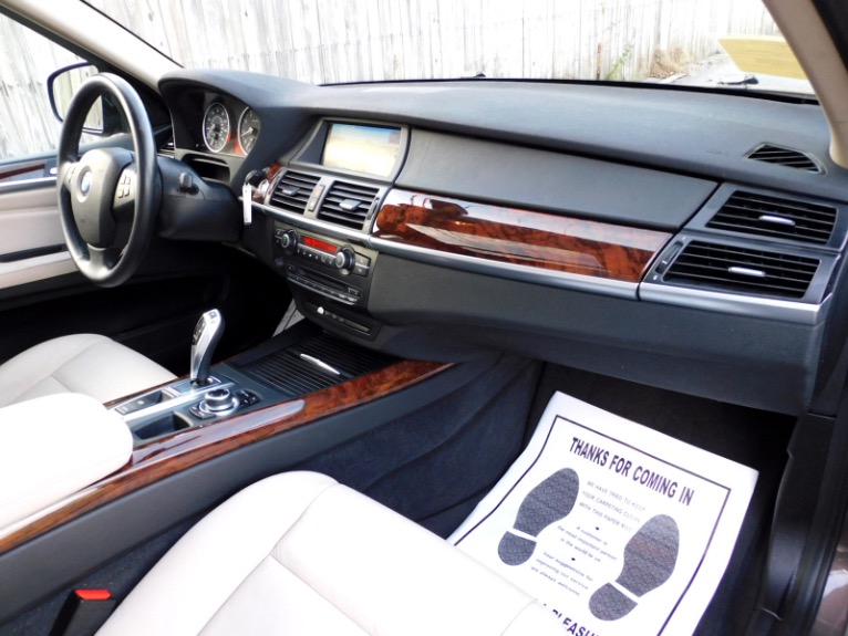 Used 2013 BMW X5 xDrive35i AWD Used 2013 BMW X5 xDrive35i AWD for sale at Metro West Motorcars LLC in Shrewsbury MA 23