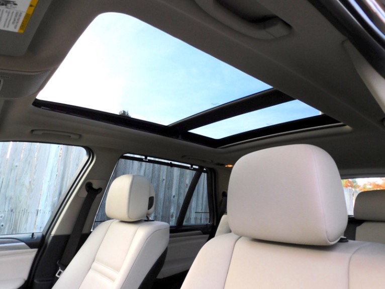 Used 2013 BMW X5 xDrive35i AWD Used 2013 BMW X5 xDrive35i AWD for sale at Metro West Motorcars LLC in Shrewsbury MA 24