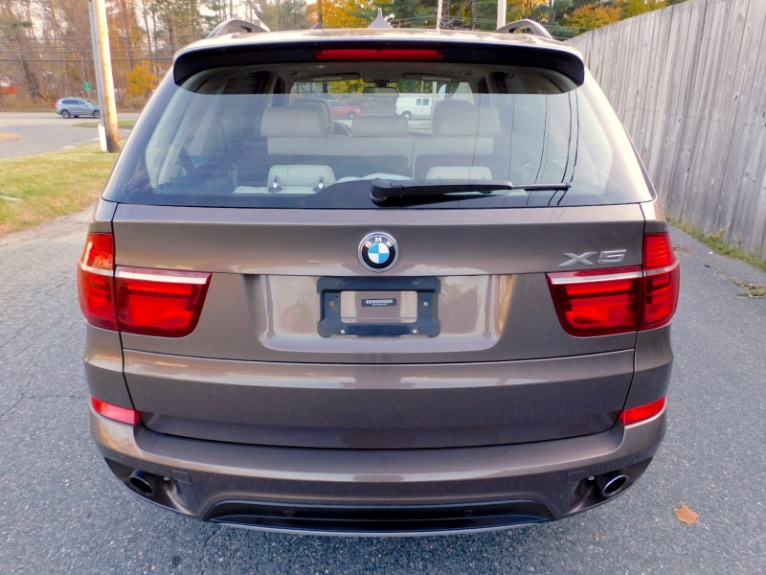 Used 2013 BMW X5 xDrive35i AWD Used 2013 BMW X5 xDrive35i AWD for sale at Metro West Motorcars LLC in Shrewsbury MA 4