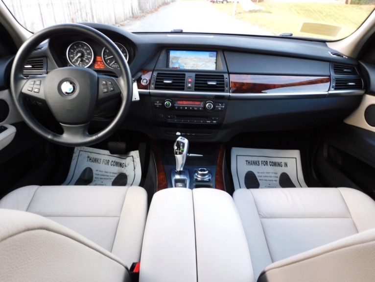 Used 2013 BMW X5 xDrive35i AWD Used 2013 BMW X5 xDrive35i AWD for sale at Metro West Motorcars LLC in Shrewsbury MA 9