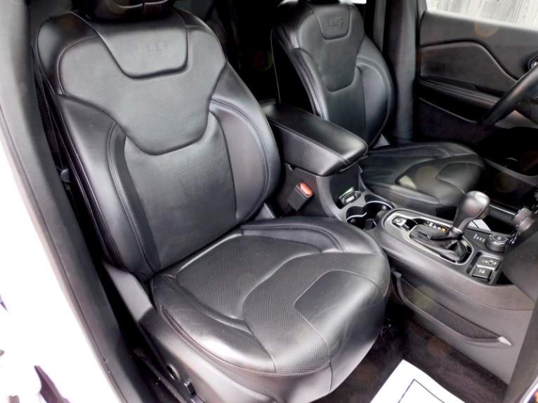 Used 2019 Jeep Cherokee Limited 4x4 Used 2019 Jeep Cherokee Limited 4x4 for sale at Metro West Motorcars LLC in Shrewsbury MA 19