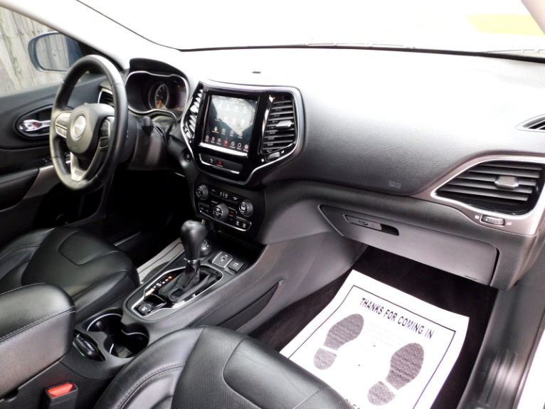Used 2019 Jeep Cherokee Limited 4x4 Used 2019 Jeep Cherokee Limited 4x4 for sale at Metro West Motorcars LLC in Shrewsbury MA 20