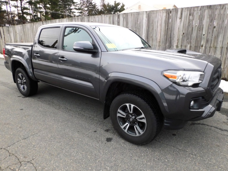 Used 2017 Toyota Tacoma TRD Sport Double Cab 5'' Bed V6 4x4 AT (Natl) Used 2017 Toyota Tacoma TRD Sport Double Cab 5'' Bed V6 4x4 AT (Natl) for sale  at Metro West Motorcars LLC in Shrewsbury MA 7