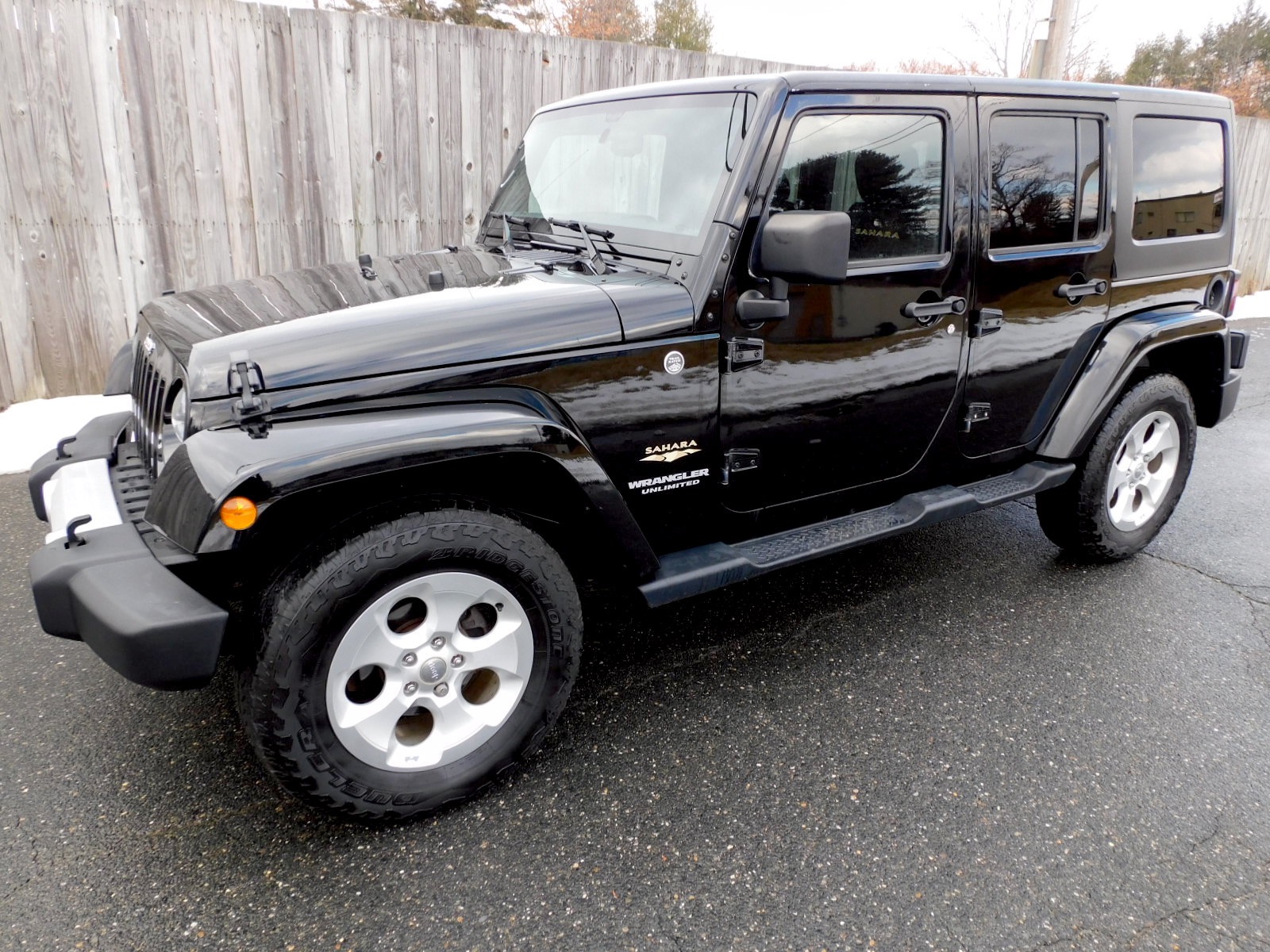 Used 2015 Jeep Wrangler Unlimited Sahara 4WD For Sale