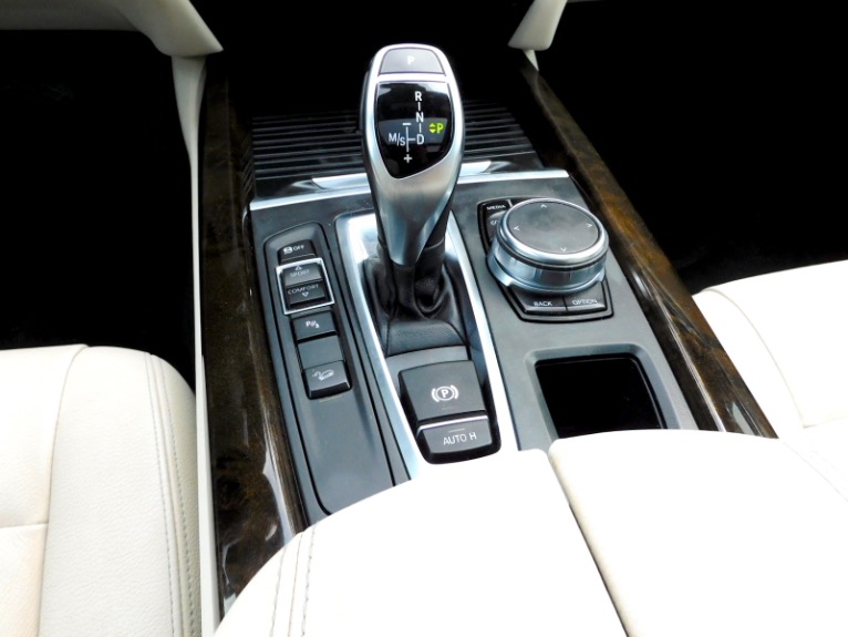 Used 2018 BMW X5 xDrive35d Sports Activity Vehicle Used 2018 BMW X5 xDrive35d Sports Activity Vehicle for sale at Metro West Motorcars LLC in Shrewsbury MA 12