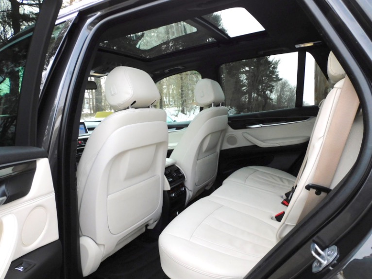 Used 2018 BMW X5 xDrive35d Sports Activity Vehicle Used 2018 BMW X5 xDrive35d Sports Activity Vehicle for sale at Metro West Motorcars LLC in Shrewsbury MA 15