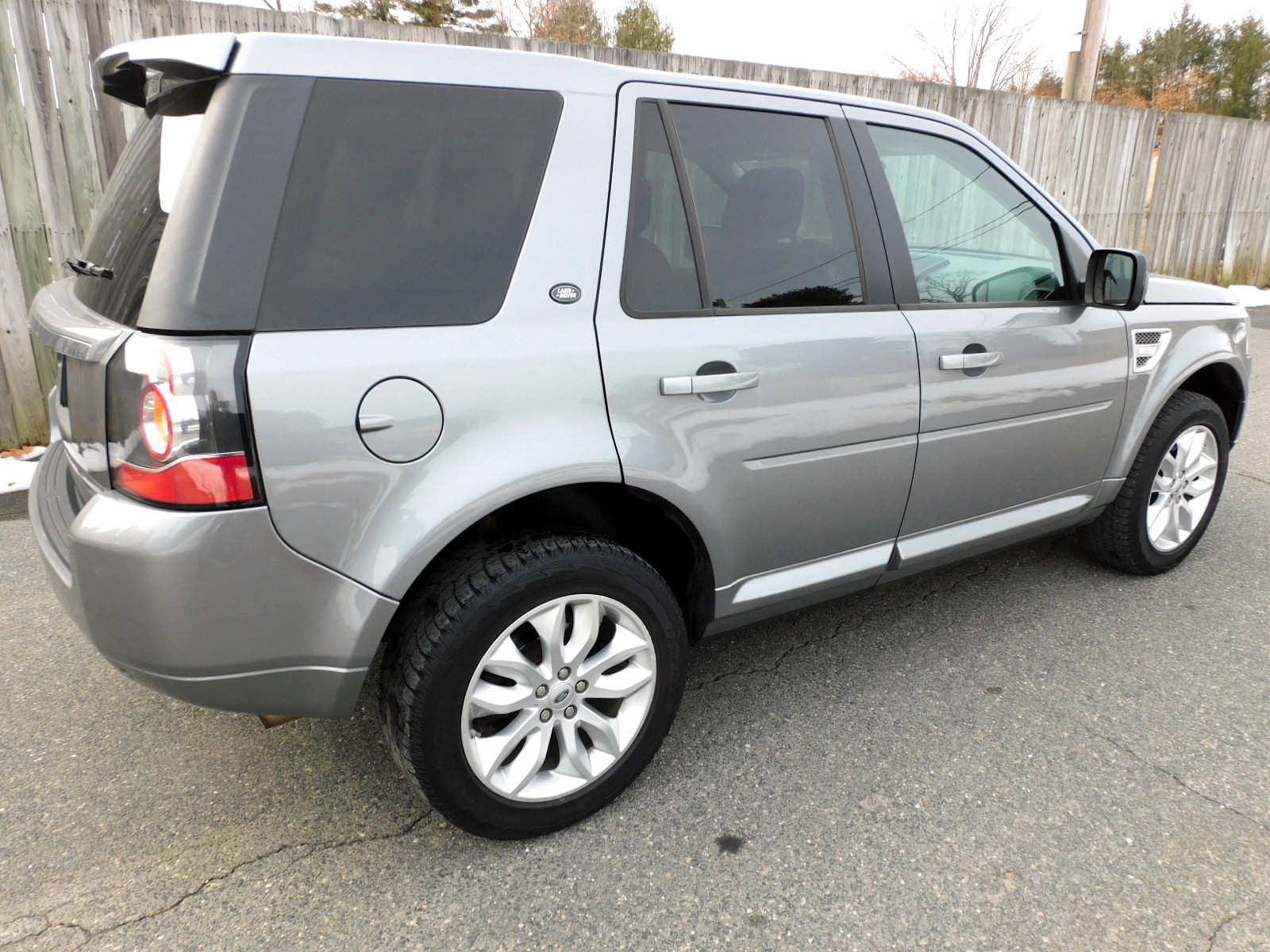 2014 Land Rover LR2 HSE photo 5