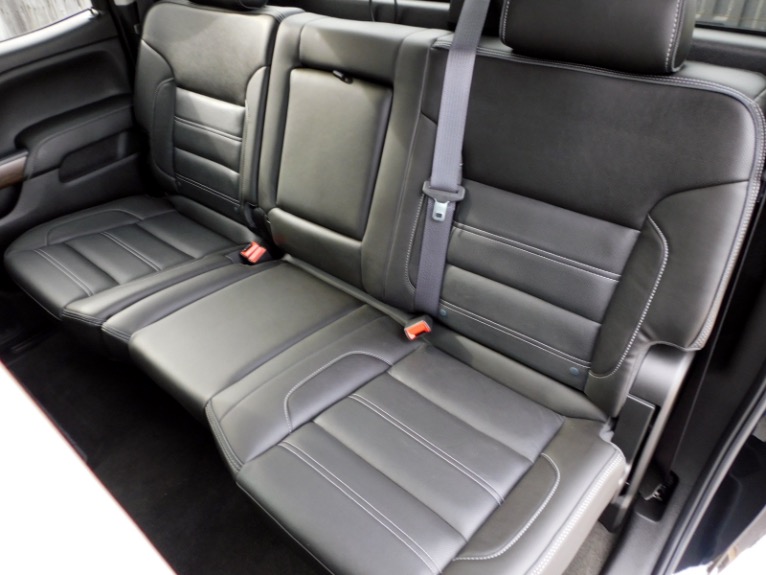 Used 2017 GMC Sierra 2500hd 4WD Crew Cab Denali Used 2017 GMC Sierra 2500hd 4WD Crew Cab Denali for sale at Metro West Motorcars LLC in Shrewsbury MA 15