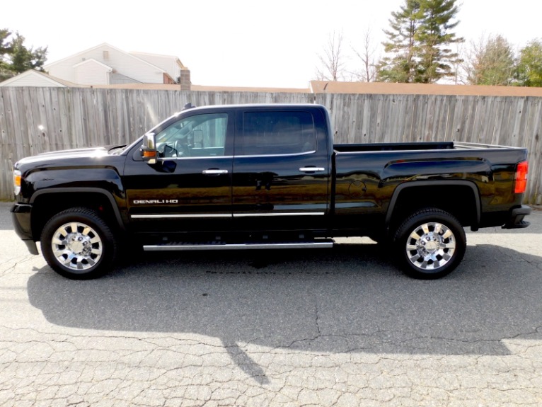 Used 2017 GMC Sierra 2500hd 4WD Crew Cab Denali Used 2017 GMC Sierra 2500hd 4WD Crew Cab Denali for sale at Metro West Motorcars LLC in Shrewsbury MA 2